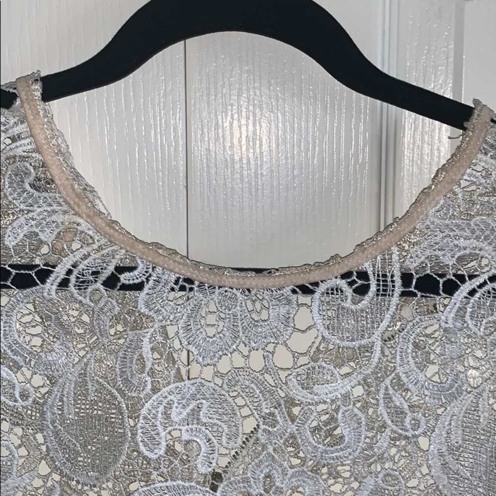 Sheer white lace top - Picture 3 of 6